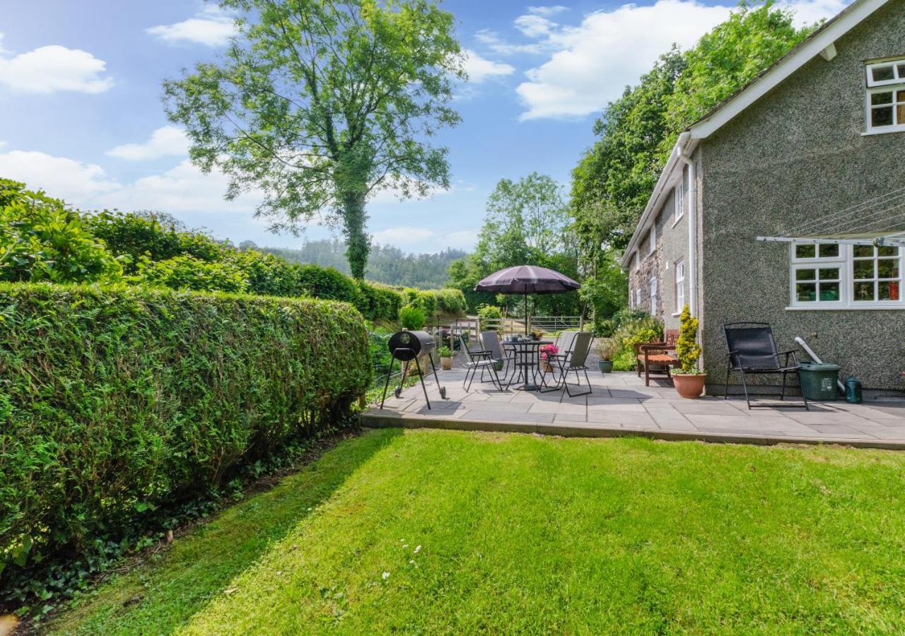 Villa Gors Llanfair Caereinion Exterior foto